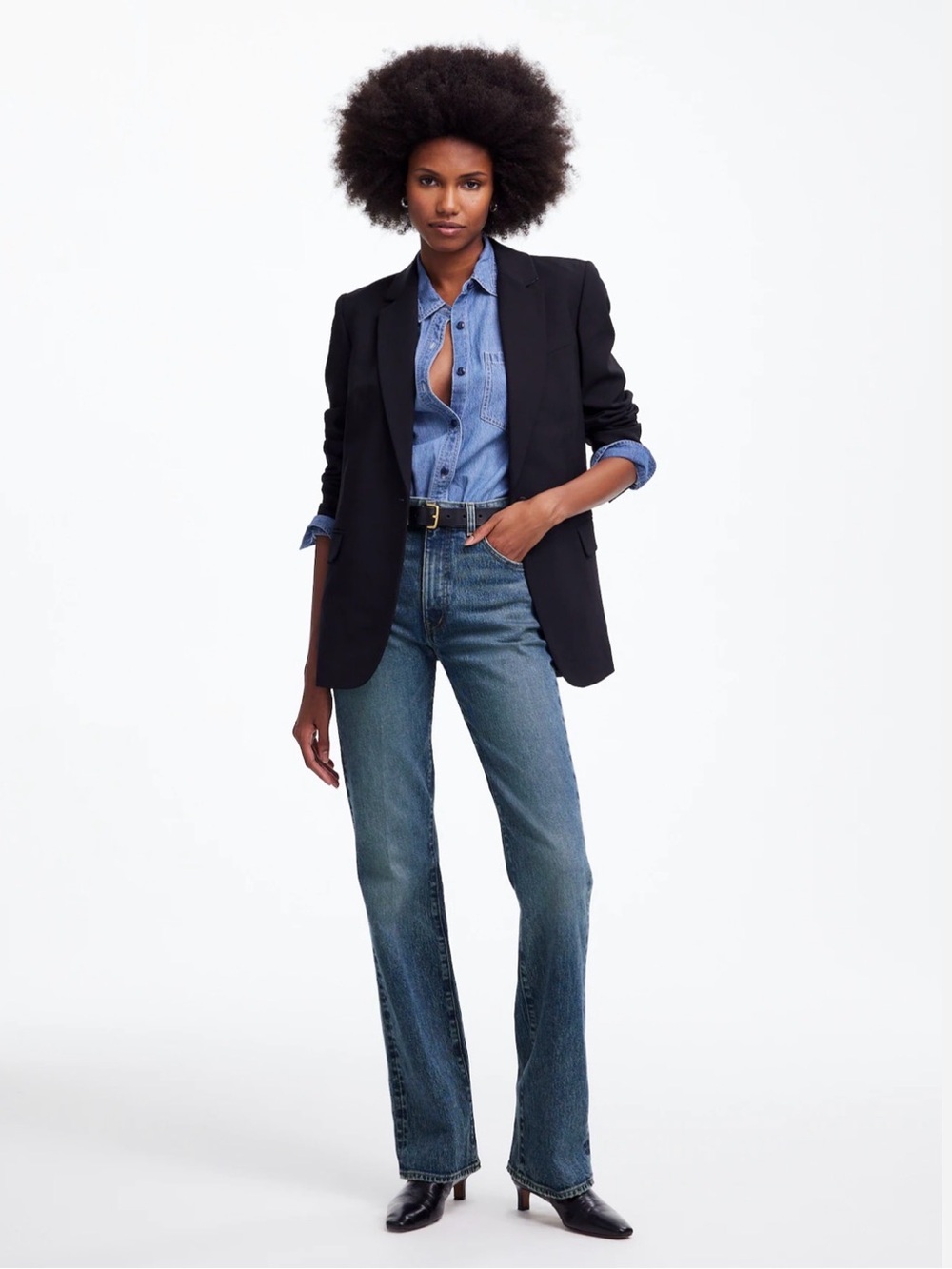 Madewell - Relaxed Bootcut Jeans - Picture 4 of 6